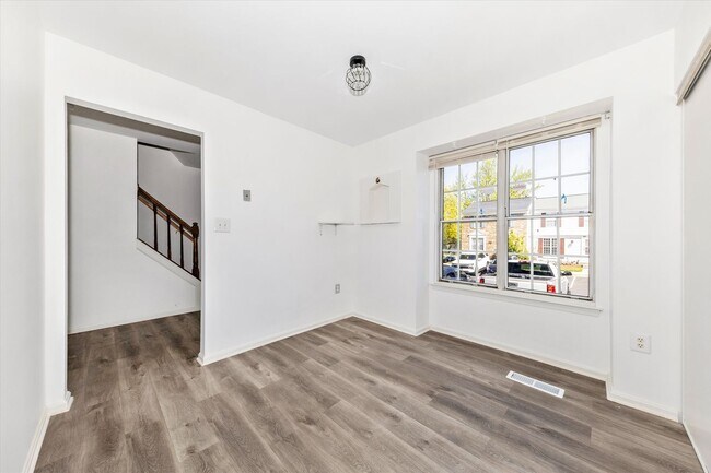 Photo - Churchill Town Rental