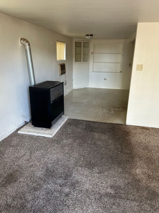 Photo - 3 Bedroom 1.5 Bathroom 1 Story Home In Winslow