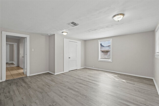 Photo - 2328 Boss St Unidad HOUSE