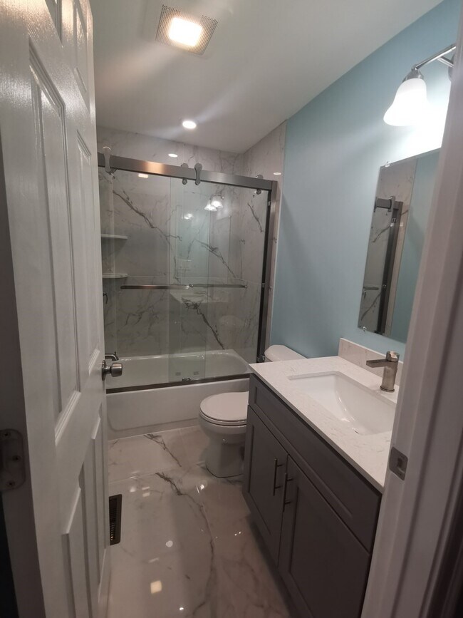 Photo - 346 Cherry St