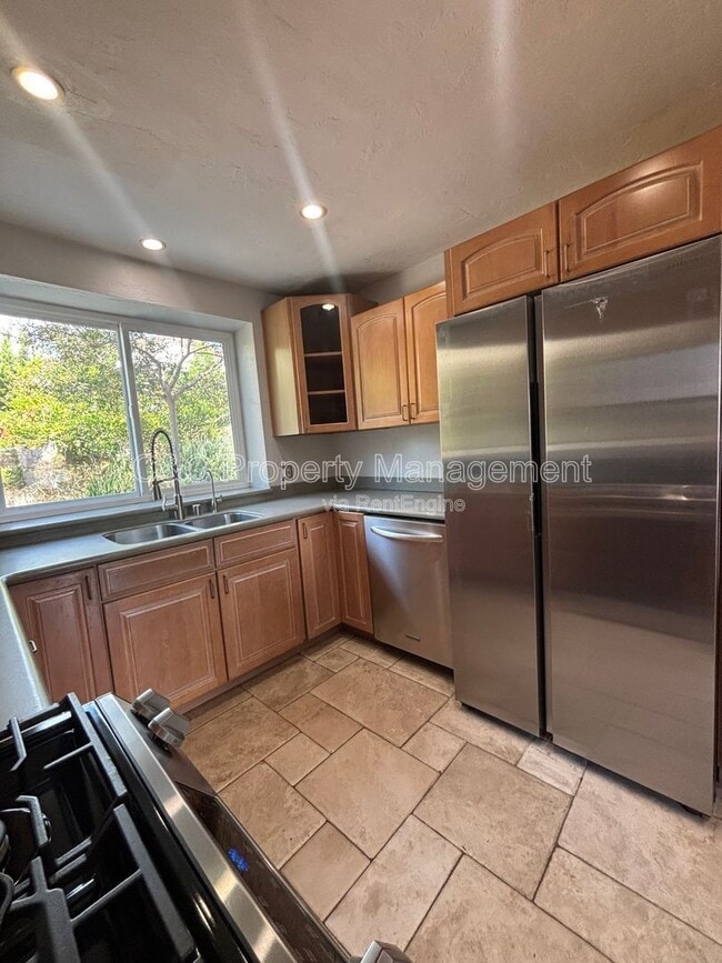 Photo - 19010 Cliveden Ave