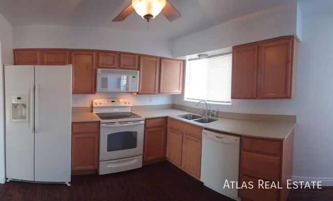 Photo - 8898 Circle Dr