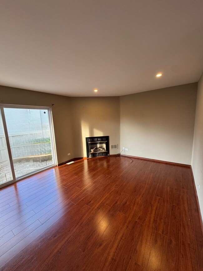 Photo - 527 Verde Dr Townhome