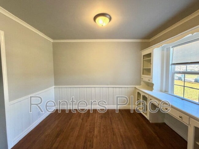 Photo - 1328 S Erie Ave