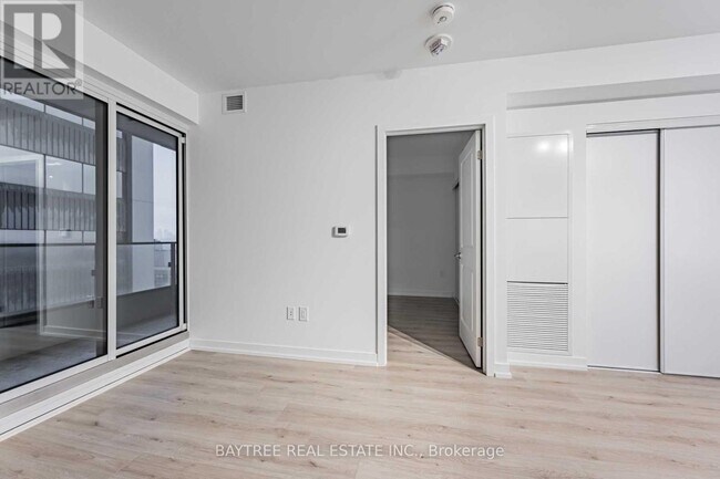 Photo - 395 Bloor St E Unité 1604