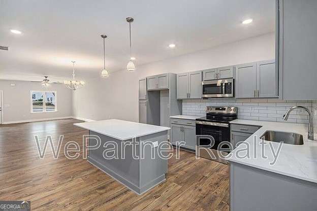 Photo - 124 Crest Pointe S