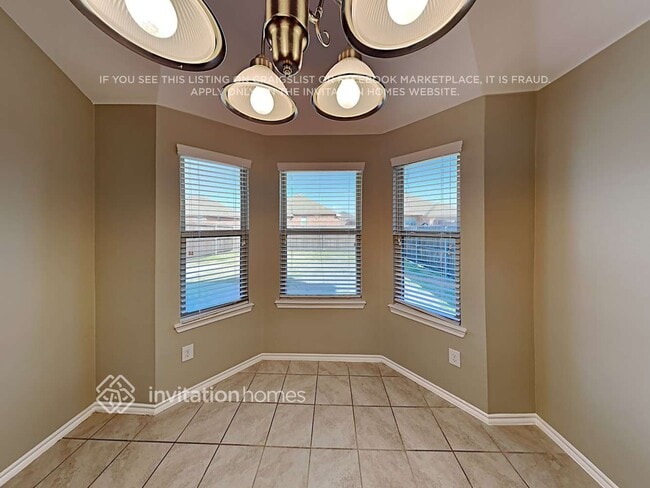 Photo - 539 Clearlake Dr