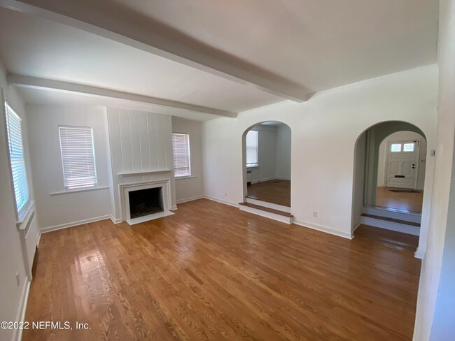 Photo - 1271 Belmont Terrace