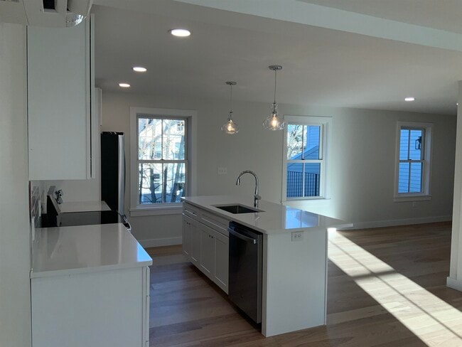 Photo - 8 Clifford St