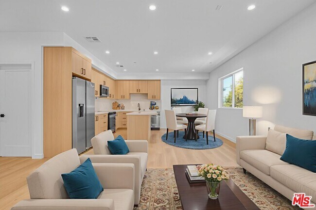 Photo - 10826 1/2 Hesby St Condo