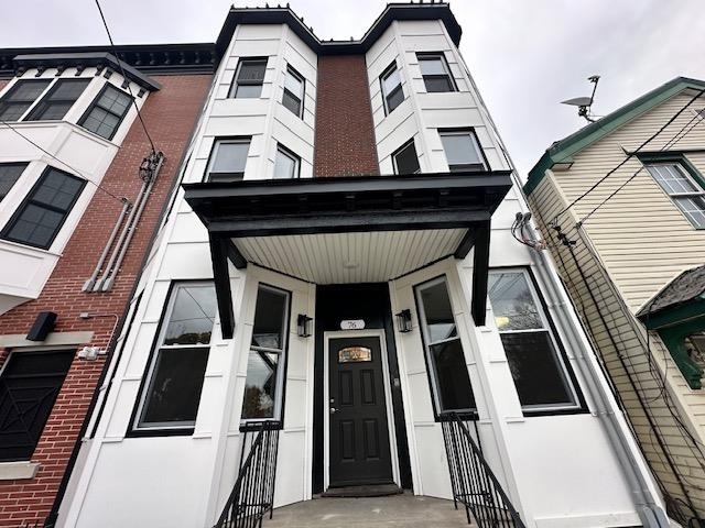 Photo - 76 Manhattan Ave Apartment Unit 1