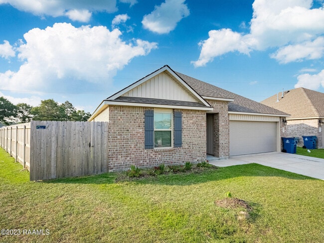 Photo - 101 Eagle Lk Dr