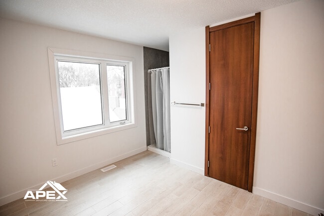 Photo - 10749-10786 86 Ave NW Unit A22