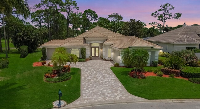 Building Photo - 8060 Kiawah Trce