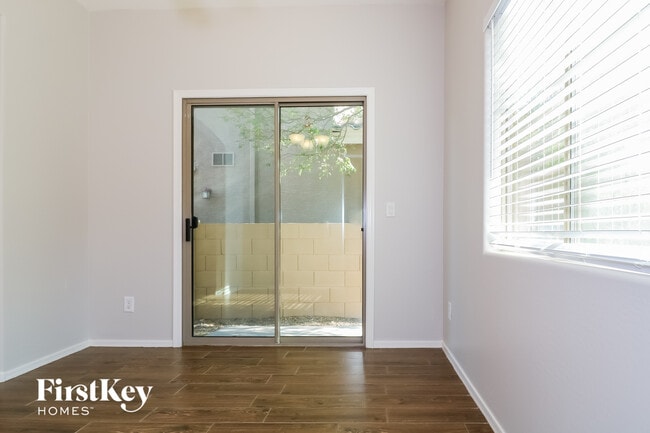 Photo - 10323 W Via Del Sol