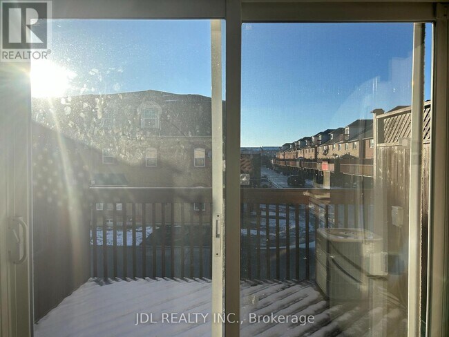 Photo - 233 Rouge River Dr