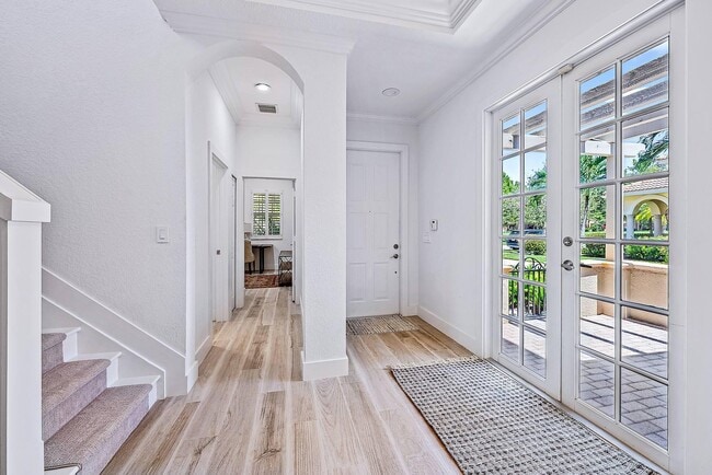 Photo - 102 Via Santa Cruz