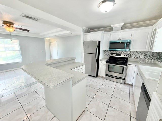 1084 Shepherd Ave