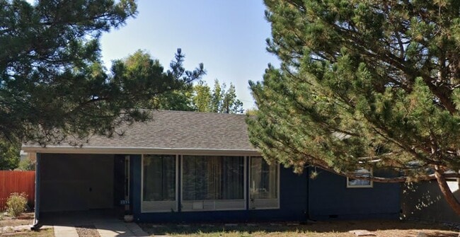 Building Photo - 1295 S Hudson St Rental