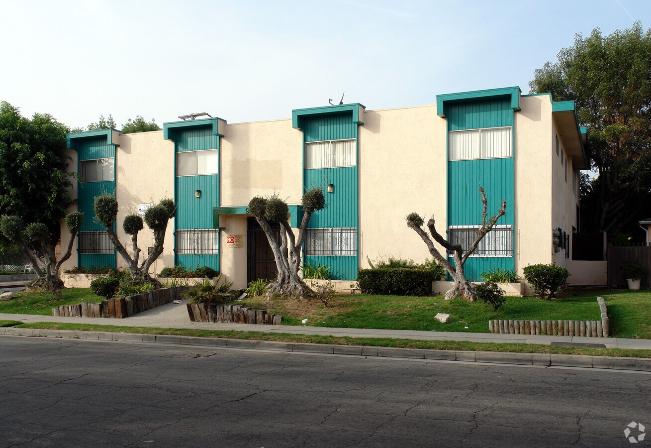 Photo - 903 N Eucalyptus Ave