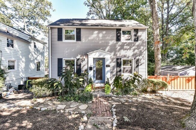 Photo - 1028 S Edison St