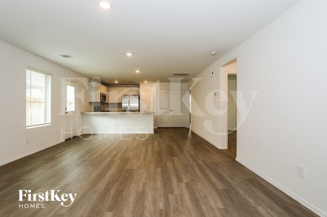 423 Jewett Meadow Dr