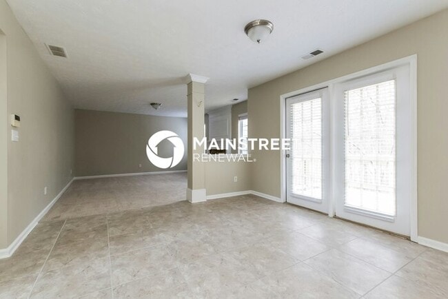 4 Bedroom Pet-Friendly Home in Acworth, GA with Main Street Renewal
