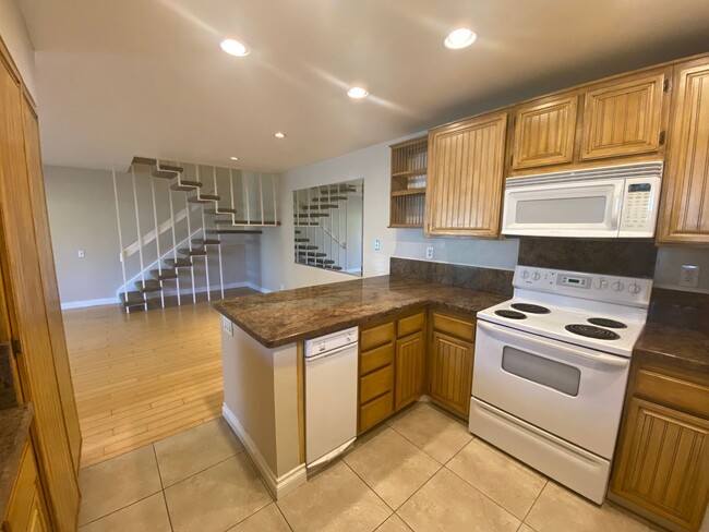 Photo - Lovely Townhome in Rancho Bernardo!