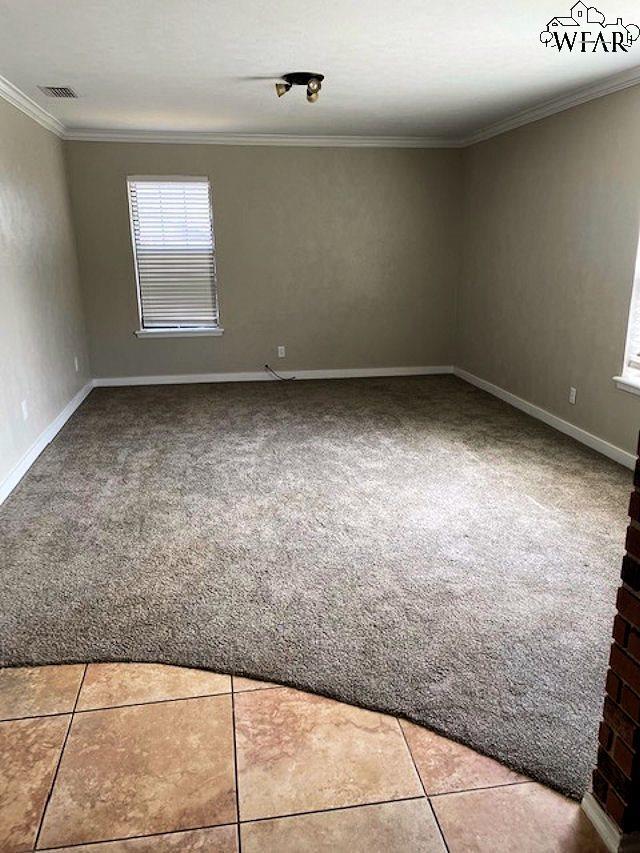 Photo - 705 W Manes Ave