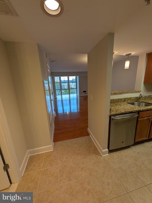 Photo - 11800 Sunset Hills Rd Unit 524