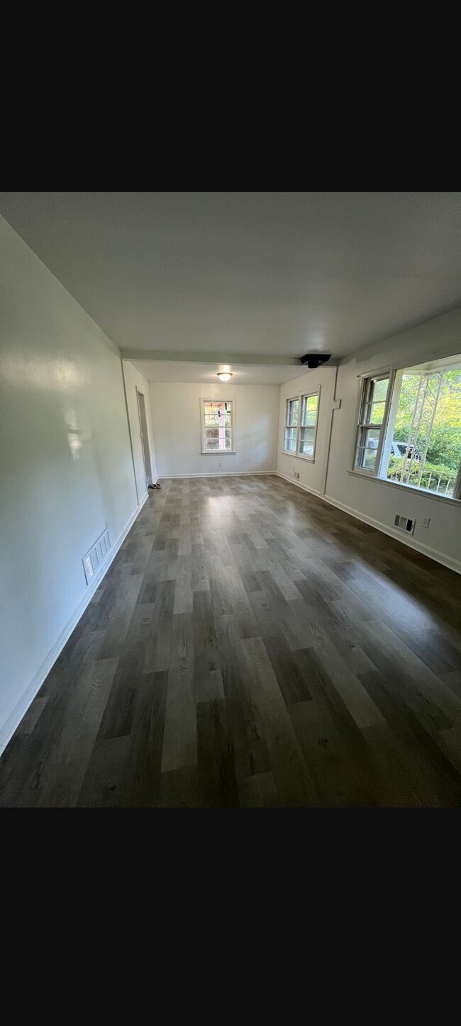 Photo - 1001 Dale Dr SW