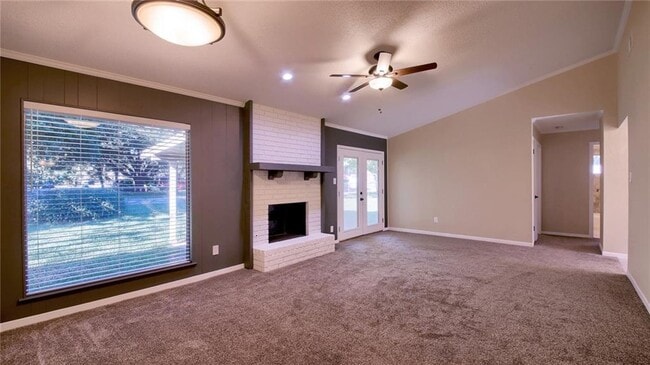 Photo - 1609 Castlewood Ct