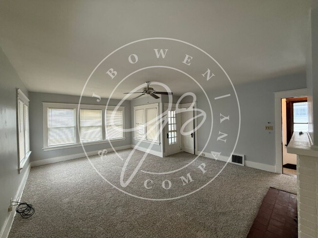 Photo - "Charming 2-Bedroom upper duplex in West Toledo – Cozy Living Awaits.
