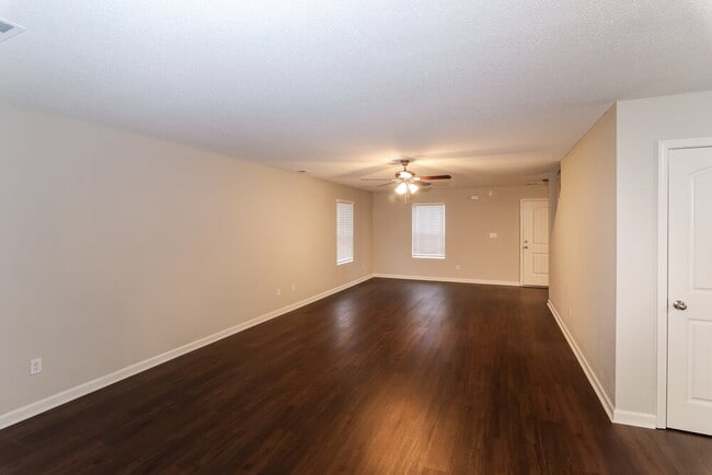 Photo - 9999 Chariden Dr