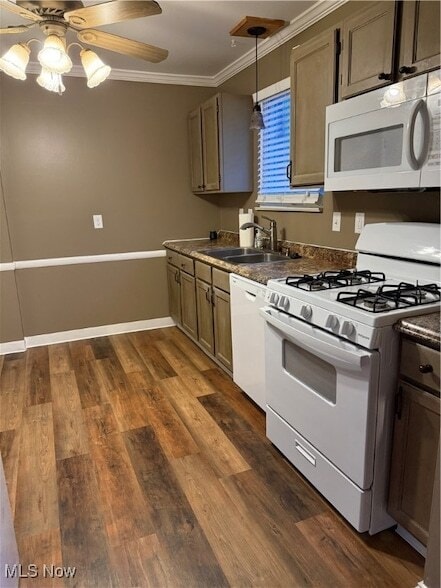 Photo - 195 Surrey Ln