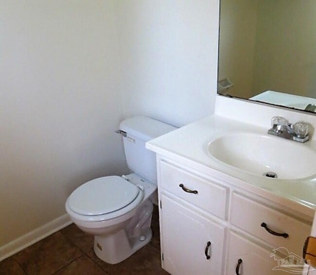 Photo - 1028 Woodbury Pl