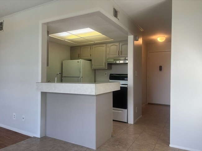 Photo - SEA CLIFF CONDOS