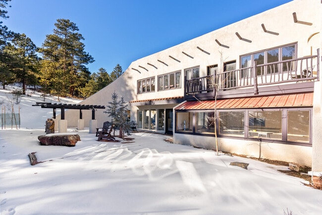 Photo - 1053 Red Moon Rd