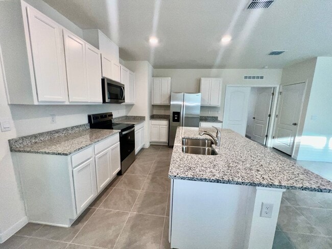7086 Cattle Egret Dr