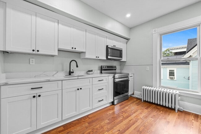 Building Photo - 48 Hamilton Ave Unit 2 Rental