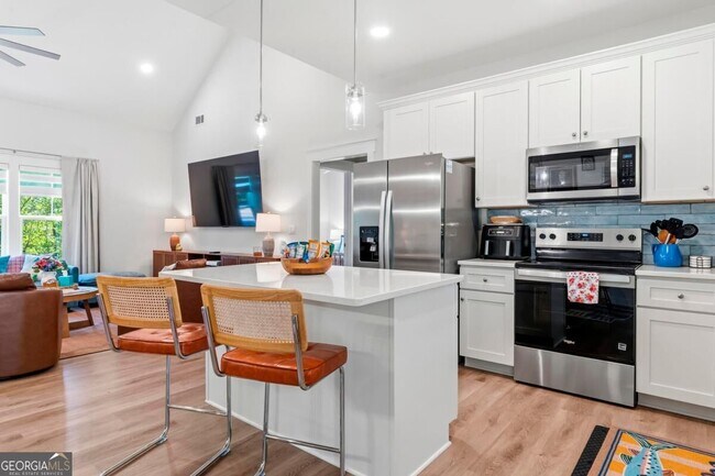 183 Crooked Creek Dr
