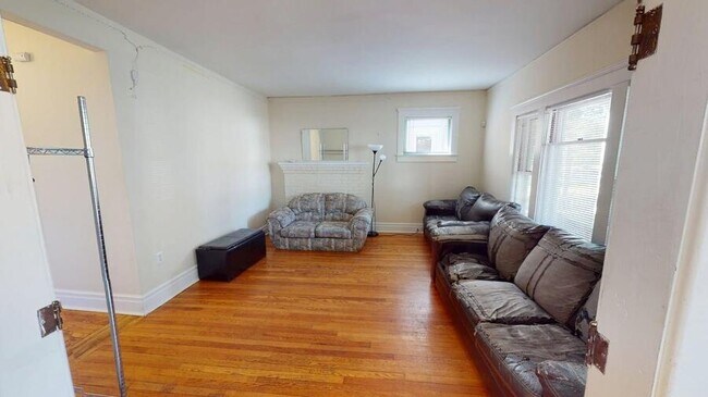 Photo - 1141 S. Forest-1141SF Unidad 1141SF