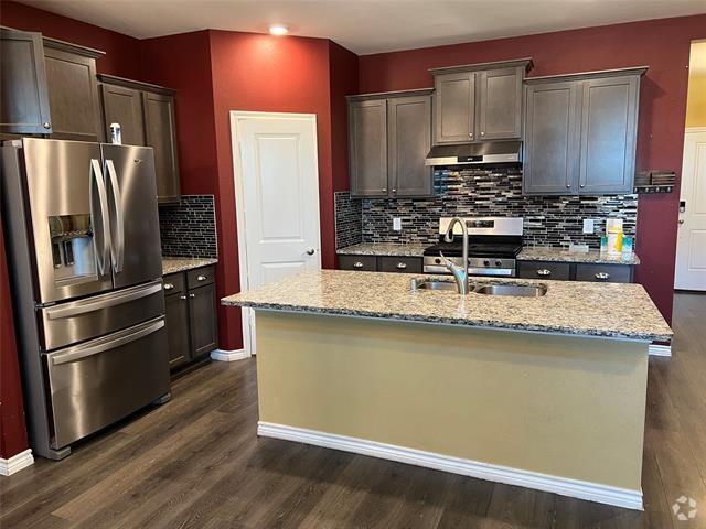 Building Photo - 412 Gunsmoke Trail Rental