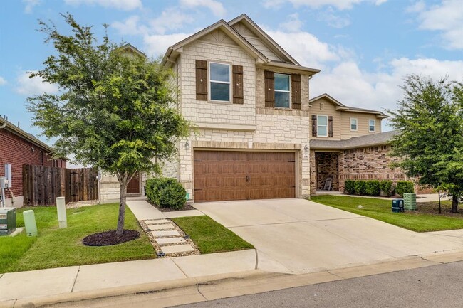 Photo - 2010 Ebony Dove St