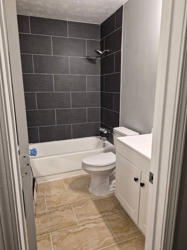 Photo - 7043 Hania Dr