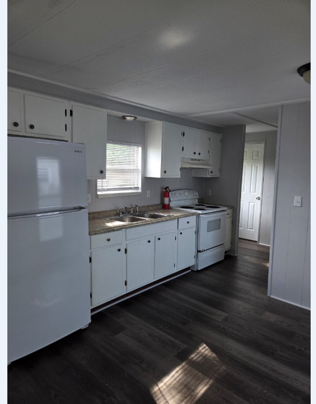 Photo - 2 Bedroom 1 Bath Mobile Home