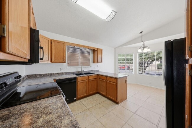 Photo - 18837 N 43rd Pl