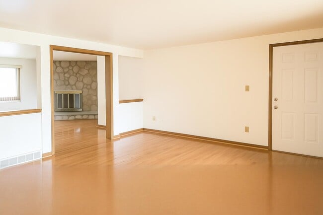 Photo - 2735 Alder Creek Dr N Unidad Townhouse in Wheatfield