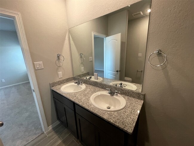Photo - 938 Redinger Ridge Dr