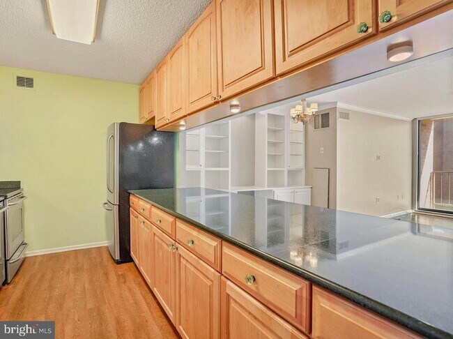 Photo - 2555 Pennsylvania Ave NW Unit 807